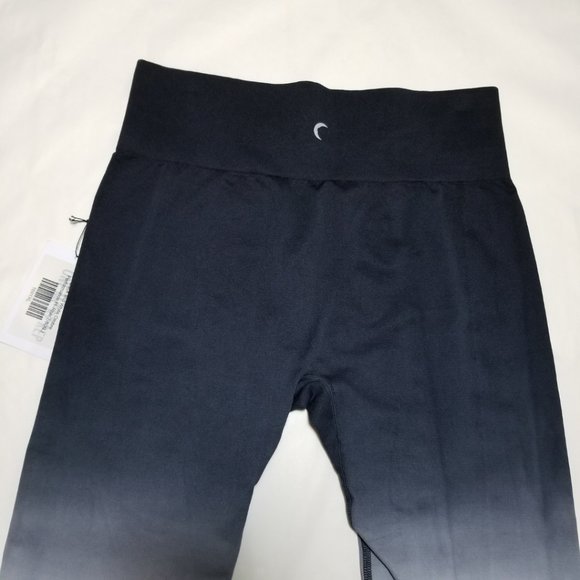 Zyia NWT Ombre Performance High Rise 7/8 Seamless Leggings - Picture 3 of 6